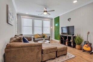 953 44th Ave N in Nashville, TN - Building Photo