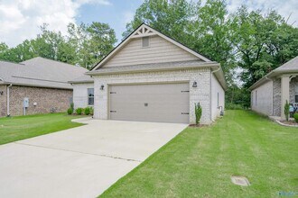 1826 Anise Cir in Cullman, AL - Building Photo - Building Photo