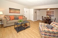 Oakmont Flats photo'