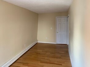 325 Cambridge St, Unit #6 in Boston, MA - Building Photo - Building Photo
