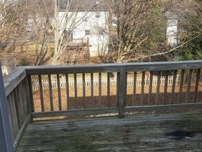 1088 Crestview Dr in Annapolis, MD - Building Photo - Building Photo