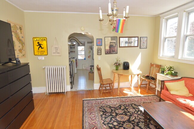 3 Melton Rd, Unit 3 in Boston, MA - Building Photo - Building Photo