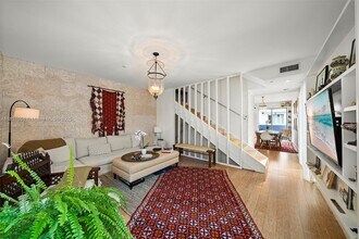 163 N Shore Dr in Miami Beach, FL - Building Photo - Building Photo