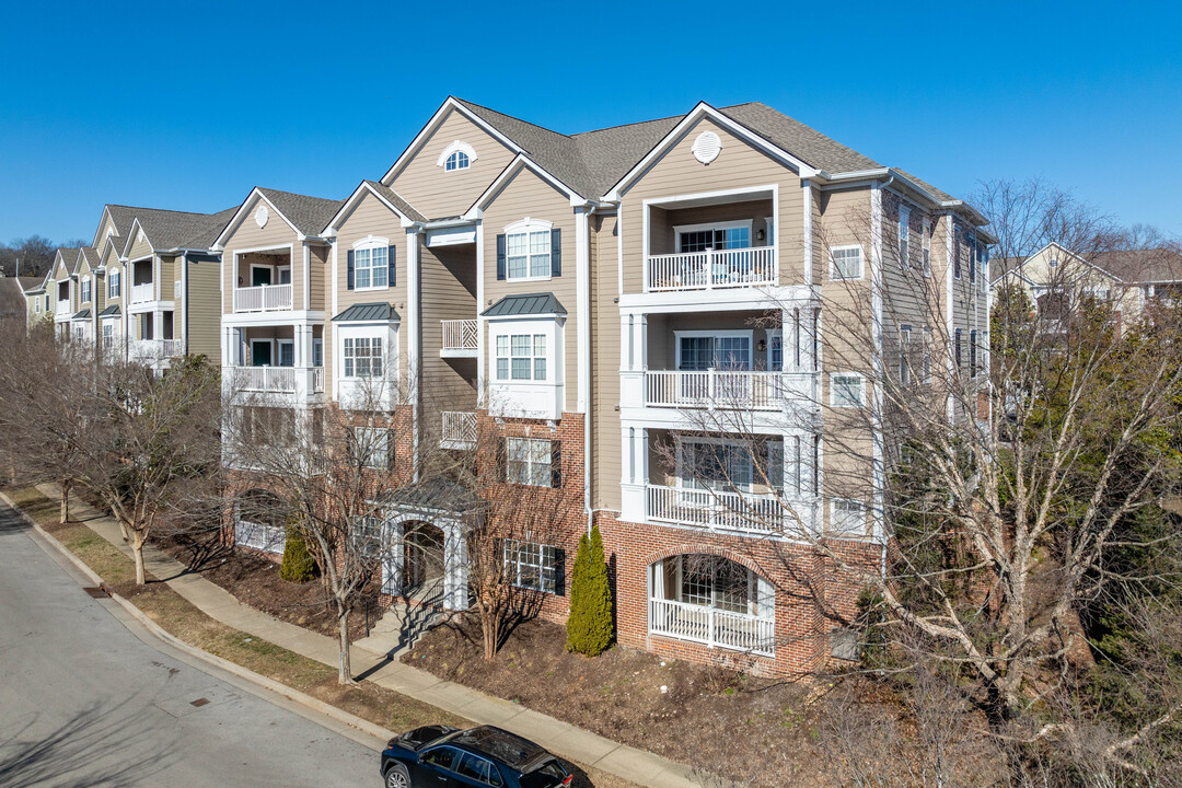 Lenox Village in Nashville, TN - Building Photo