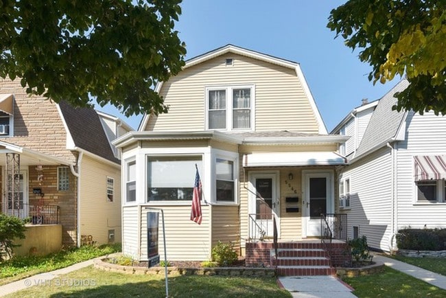 5600 N Marmora Ave, Unit 1