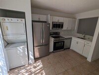 650 NW 78th Terrace in Pembroke Pines, FL - Building Photo - Building Photo