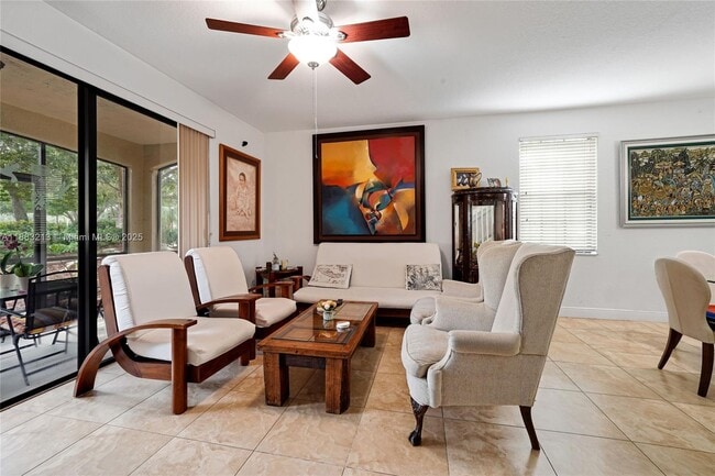 4101 Forest Dr in Weston, FL - Building Photo - Building Photo