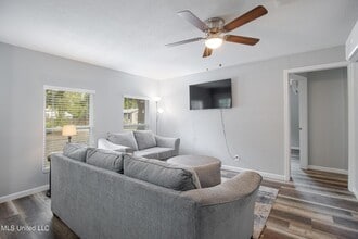 226 Milray Ln, Unit WAITBRA in Gulfport, MS - Building Photo - Building Photo