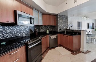 16699 Collins Ave, Unit 1203 in Sunny Isles Beach, FL - Building Photo - Building Photo