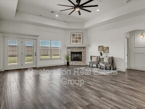 1027 Kimberlin Ln in Tuttle, OK - Building Photo - Building Photo