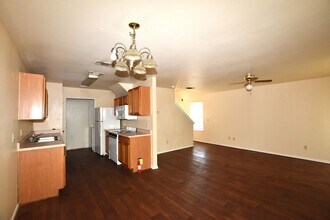 902-904 Sagewood Trail in San Marcos, TX - Building Photo - Building Photo