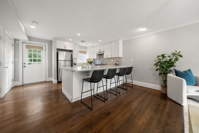 property at 3 Glover Ct