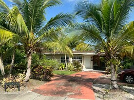 725 Carolina Ave in Fort Lauderdale, FL - Building Photo