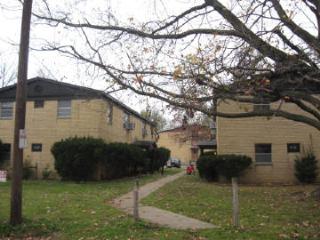 418-420 S Graham in Carbondale, IL - Building Photo