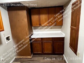 2311 Stillmeadow Dr in Arlington, TX - Building Photo - Building Photo