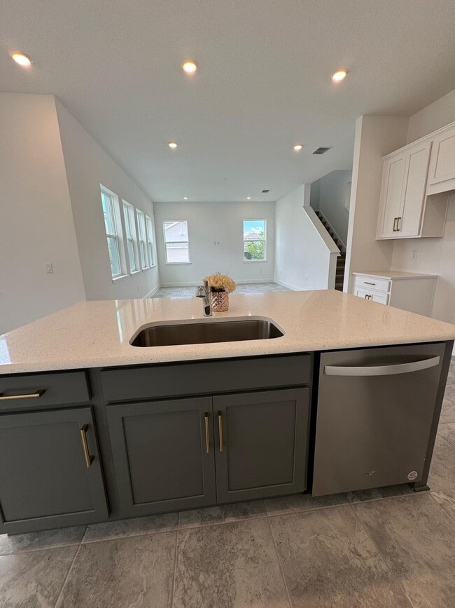 10133 Peebles St in Orlando, FL - Building Photo - Building Photo