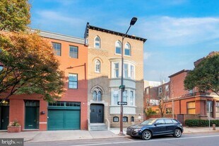 265 S 22nd St in Philadelphia, PA - Building Photo