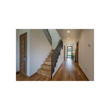 2103 Crazyhorse Pass in Austin, TX - Building Photo - Building Photo