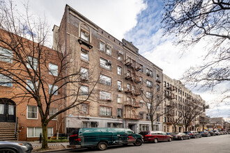 186 Hooper St in Brooklyn, NY - Building Photo - Primary Photo