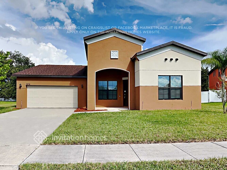 3974 Blossom Dew Dr in Kissimmee, FL - Building Photo