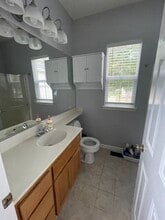 2078 Red Oak Cir in Santa Rosa, CA - Building Photo - Building Photo