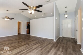 2631 Moorsfield Ln in Jacksonville, FL - Foto de edificio - Building Photo