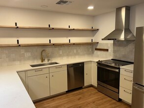 402 E Las Palmaritas Dr in Phoenix, AZ - Building Photo - Building Photo