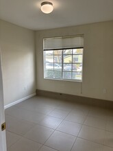 23348 Mobile St in West Hills, CA - Building Photo - Building Photo