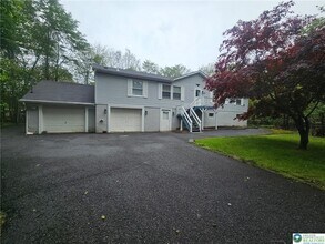 9733 Cardinal Ln in Tobyhanna, PA - Building Photo - Building Photo