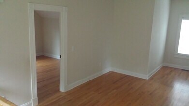 293 Main St, Unit 293B Main Street in Ridgefield, CT - Building Photo - Building Photo
