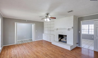 221 Pecan Hill Dr in Madison, MS - Building Photo - Building Photo