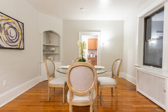 Randolph Manor Apartments in South Orange, NJ - Foto de edificio - Building Photo