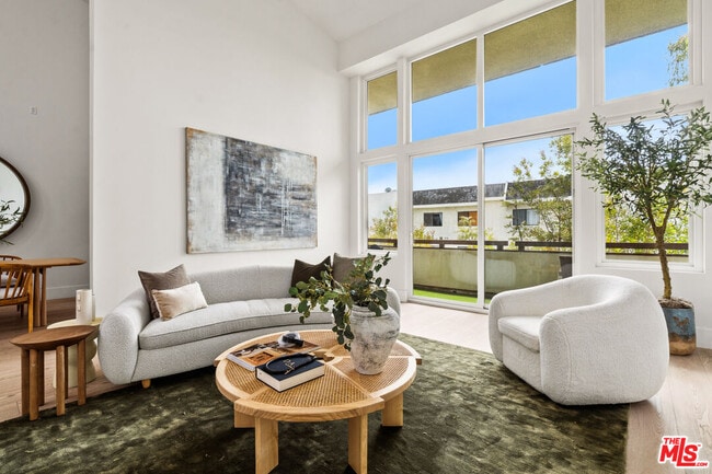 property at 1277 S Beverly Glen Blvd