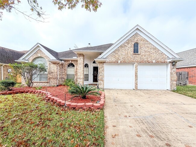 818 Presley Way in Sugar Land, TX - Building Photo - Building Photo