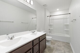 22375 Escalante Run in San Antonio, TX - Building Photo - Building Photo