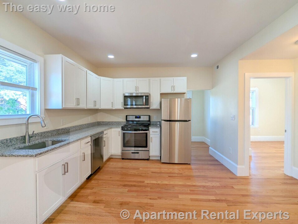 71 Merriam St in Somerville, MA - Building Photo