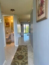 7214 Golf Colony Ct in Greenacres, FL - Building Photo - Building Photo