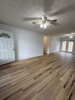 213 Post Rd in Falls Mills, VA - Building Photo