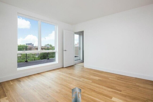 27 Van Buren St in Brooklyn, NY - Building Photo - Building Photo