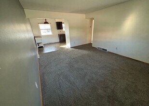 5074 Miller Ave in Maple Heights, OH - Building Photo - Building Photo