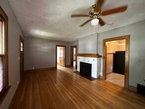 505 Brookland Park Dr in Iowa City, IA - Foto de edificio - Building Photo