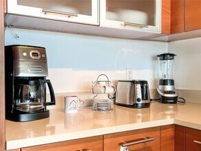 3250 NE 1st Ave in Miami, FL - Building Photo - Building Photo