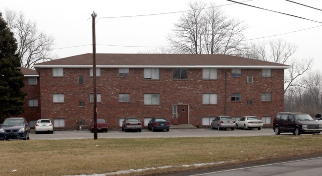 1604 Heritage Ln in Indianapolis, IN - Foto de edificio - Building Photo