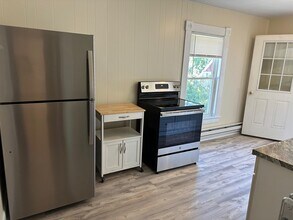 19.5 Hough St in Dover, NH - Building Photo - Building Photo