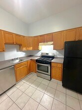 1126 Washington St-Unit -3 in Norwood, MA - Building Photo - Building Photo