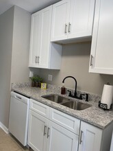 507 Holly Ln in Brandon, FL - Building Photo - Building Photo