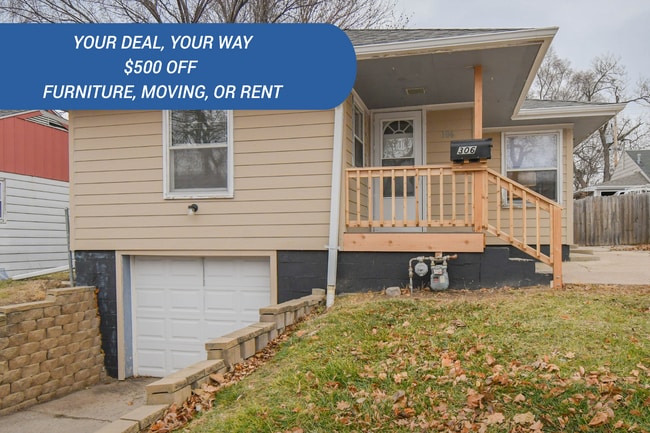 property at 306 S Chicago Ave