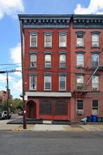 62 Green St in Brooklyn, NY - Building Photo - Building Photo