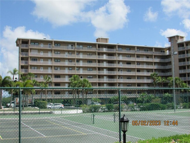 19451 Gulf Blvd in Indian Shores, FL - Building Photo - Building Photo