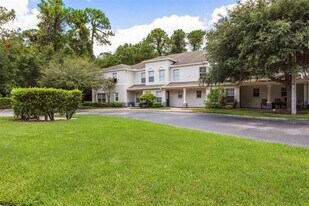 9412 Charlesberg Dr in Tampa, FL - Building Photo